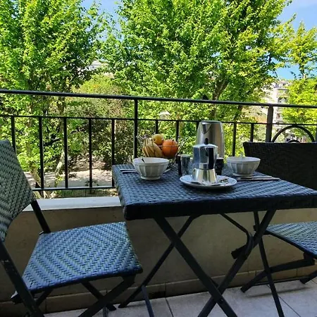 Medicis Charmant Studio Climatise Port Riquier Acropolis