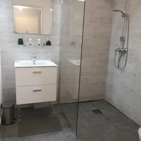 Medicis Charmant Studio Climatise Port Riquier Acropolis نيس