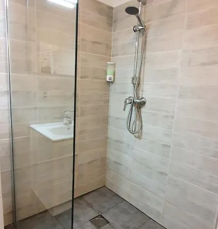 דירה Medicis Charmant Studio Climatise Port Riquier Acropolis ניס